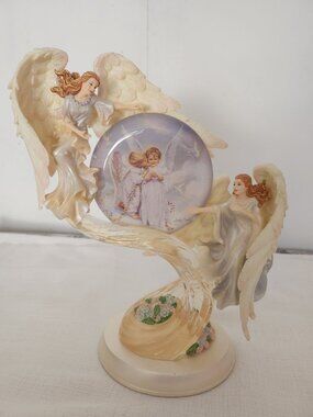 Collectible Figurine "An Angel's Kiss" by Sandra Kuck – Bradford Exchange (First